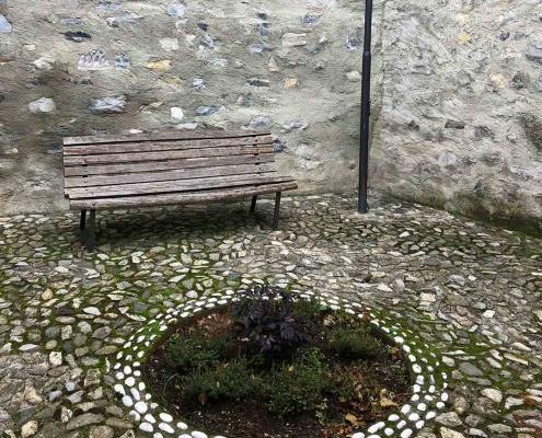 pavimentazione esterno ciotoli porfido como